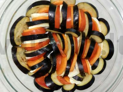 Ratatouille mikrobangų krosnelėje Žingsnis 1