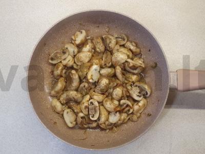 Švelnūs grybai su kokosų pienu Žingsnis 3