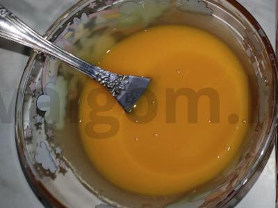 Kempinių kremo ritinys su bananais Žingsnis 3