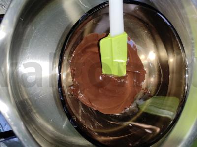 Kempinių kremo ritinys su bananais Žingsnis 9