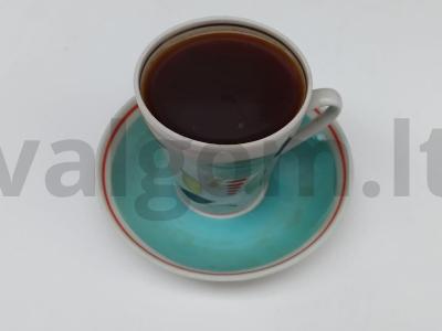 Indiška kava su kalendros ir bazilikų prieskoniais pagrindine nuotrauka