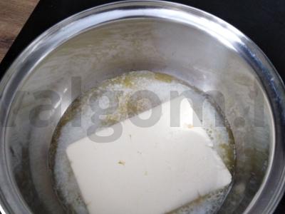 Skanus serbentų uogienės pyragas Žingsnis 1