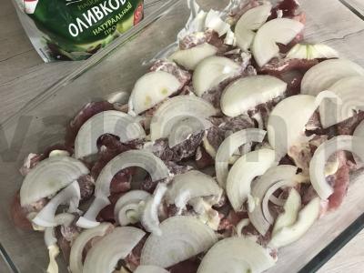 Prancūziško stiliaus mėsa su cukinijomis ir bulvėmis Žingsnis 2