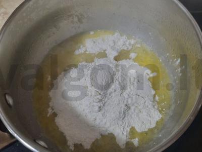 Klasikinė lazanija su grietinėlės padažu Žingsnis 10