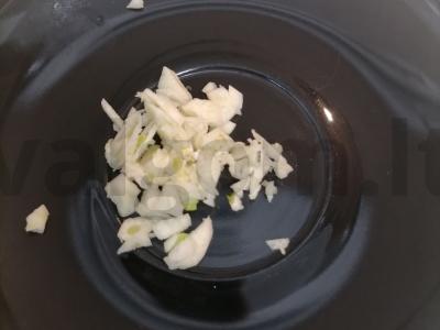 Udon su vištiena ir krevetėmis Žingsnis 6