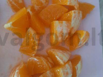 Vaisių salotos su kiviais ir jogurtu Žingsnis 1