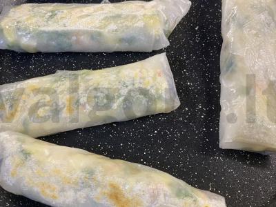 Pavasariniai suktinukai su sūriu ir žolelėmis Žingsnis 4