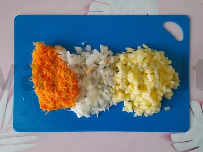 Ryžių sriuba su bulvėmis ir vištiena Žingsnis 2