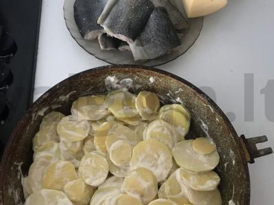 Upėtakis su bulvėmis Žingsnis 1