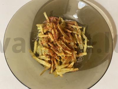 Bulvių užkandis prie mėgstamo filmo Žingsnis 11