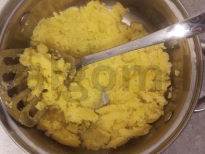 Bulvių ir morkų paplotėliai Žingsnis 1