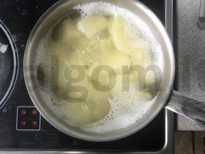 Bulvių košė ir grybų suktinukas Žingsnis 1