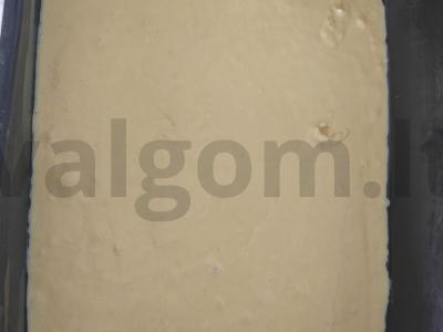 Didelis medaus pyragas. Žingsnis 4