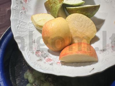 Baltųjų vynuogių ir vaisių kompotas Žingsnis 3