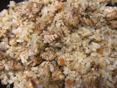 Ryžiai su vištiena sojų padaže Žingsnis 5