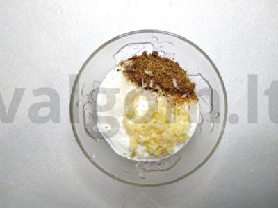 Paprasta naminė vištienos šavarma Žingsnis 1