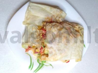 Paprasta naminė vištienos šavarma pagrindine nuotrauka