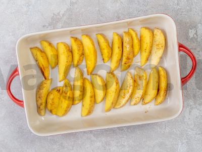 Orkaitėje keptos bulvių skiltelės Žingsnis 2