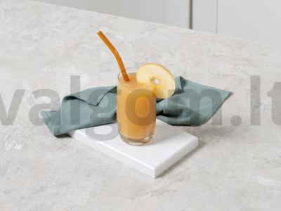 Obuolių sultys pagrindine nuotrauka