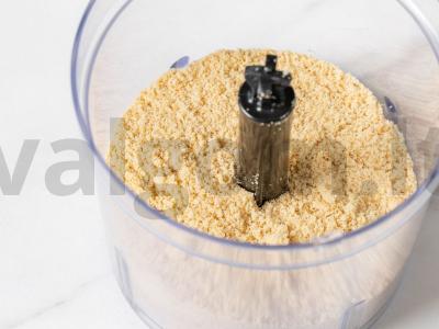 Ricotta sūrio pyragas Žingsnis 1