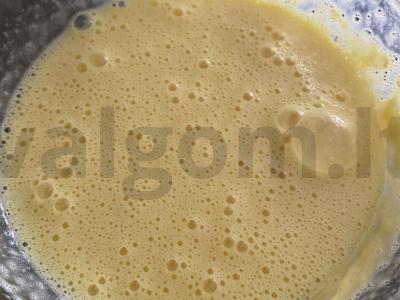 Tortas biskvitas Žingsnis 2