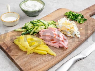 Klasikinė okroška su dešra ant vandens Žingsnis 1