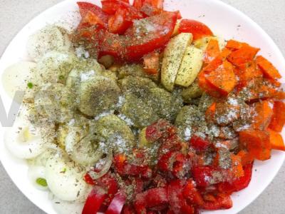 Sultingas triušis su orkaitėje keptomis daržovėmis Žingsnis 2