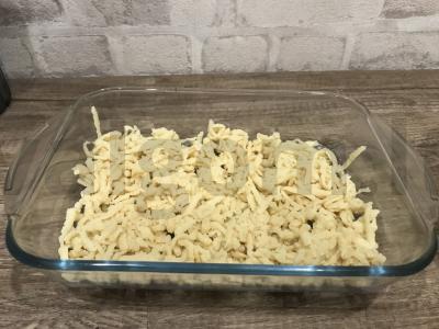 Pyragas iš trapios tešlos su varške ir vaisiais Žingsnis 6