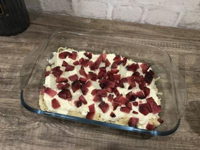 Pyragas iš trapios tešlos su varške ir vaisiais Žingsnis 8