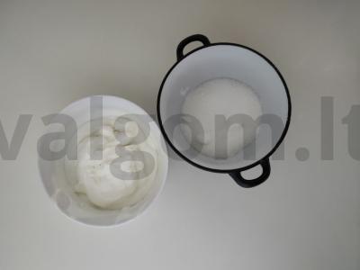 Sotus grietinės pyragas pagal močiutės receptą Žingsnis 2