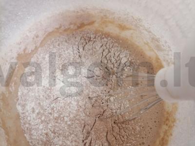 Blynų tortas su grietine ir vaisiais Žingsnis 3