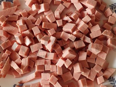 Karštas sumuštinis mikrobangų krosnelėje. Žingsnis 1