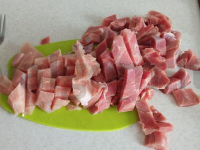 Kalakutienos troškinys su bulvėmis Žingsnis 1