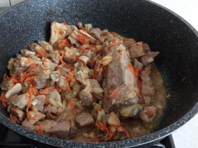 Kalakutienos troškinys su bulvėmis Žingsnis 5