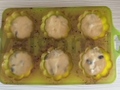 Šampano ir sultenių keksiukai Žingsnis 5