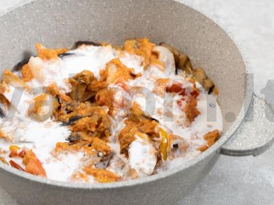 Jūros gėrybių troškinys su gruziniška plokštainiu Žingsnis 5