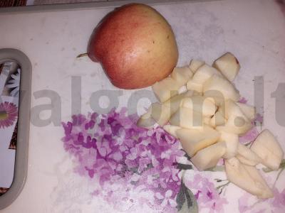 Slyvų ir slyvų uogienė Žingsnis 2