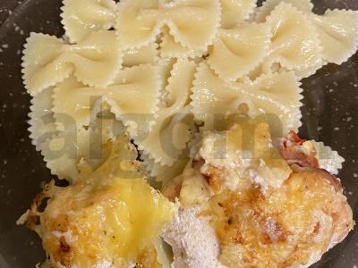 Vištienos suktinukai su pomidorais ir sūriu pagrindine nuotrauka