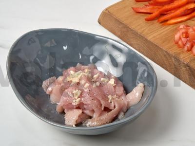 Kalakutienos filė su raudonaisiais lęšiais Žingsnis 1