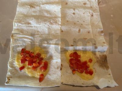 Kiaušinių ir daržovių vokas pusryčiams. Žingsnis 2