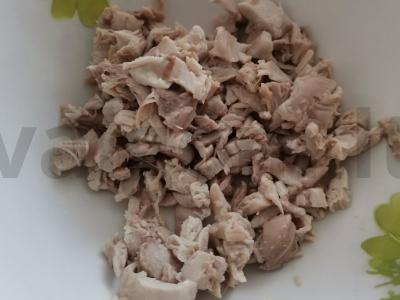 Salotos su kalmarais ir vištiena Žingsnis 4