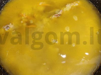 Vištienos plovas su česnakais ir ciberžole Žingsnis 3