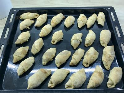 Krepšeliai su virintu sutirštintu pienu Žingsnis 5