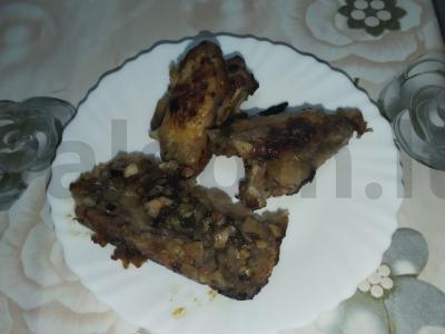 Vištiena ant duonos, pagardinta narsharabu pagrindine nuotrauka