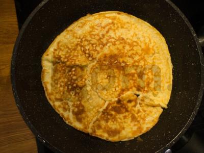 Avižinių dribsnių blynas su kondensuotu pienu Žingsnis 5