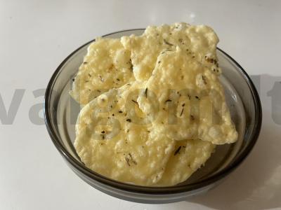 Traškūs sūrio traškučiai su itališko sūrio žolelėmis "Liebendorf" pagrindine nuotrauka