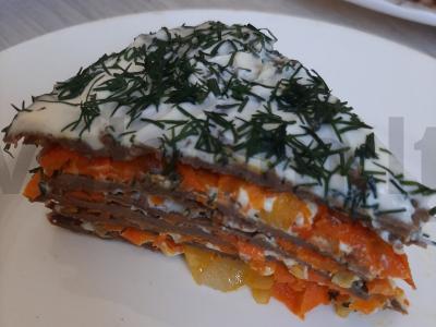 Kepenų pyragas su krapais ir česnakais pagrindine nuotrauka