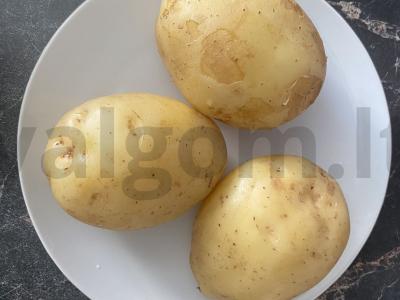 Bulvių trupiniai su vištienos įdaru Žingsnis 1