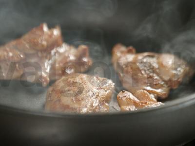 Šavarma su vištiena, pekino kopūstais ir adžika Žingsnis 4