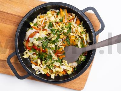 Daržovių troškinys su Himalajų druska Žingsnis 2